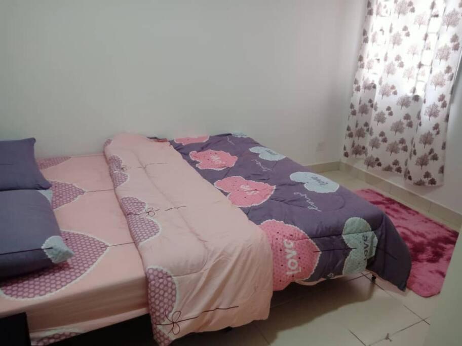 Debayu Homestay With Free Parking At Setia Alam Shah Alam Exteriör bild